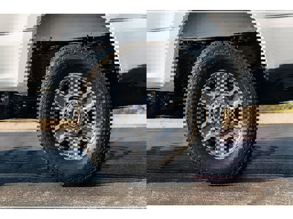 New 2026 Ford F250 Lariat image 5