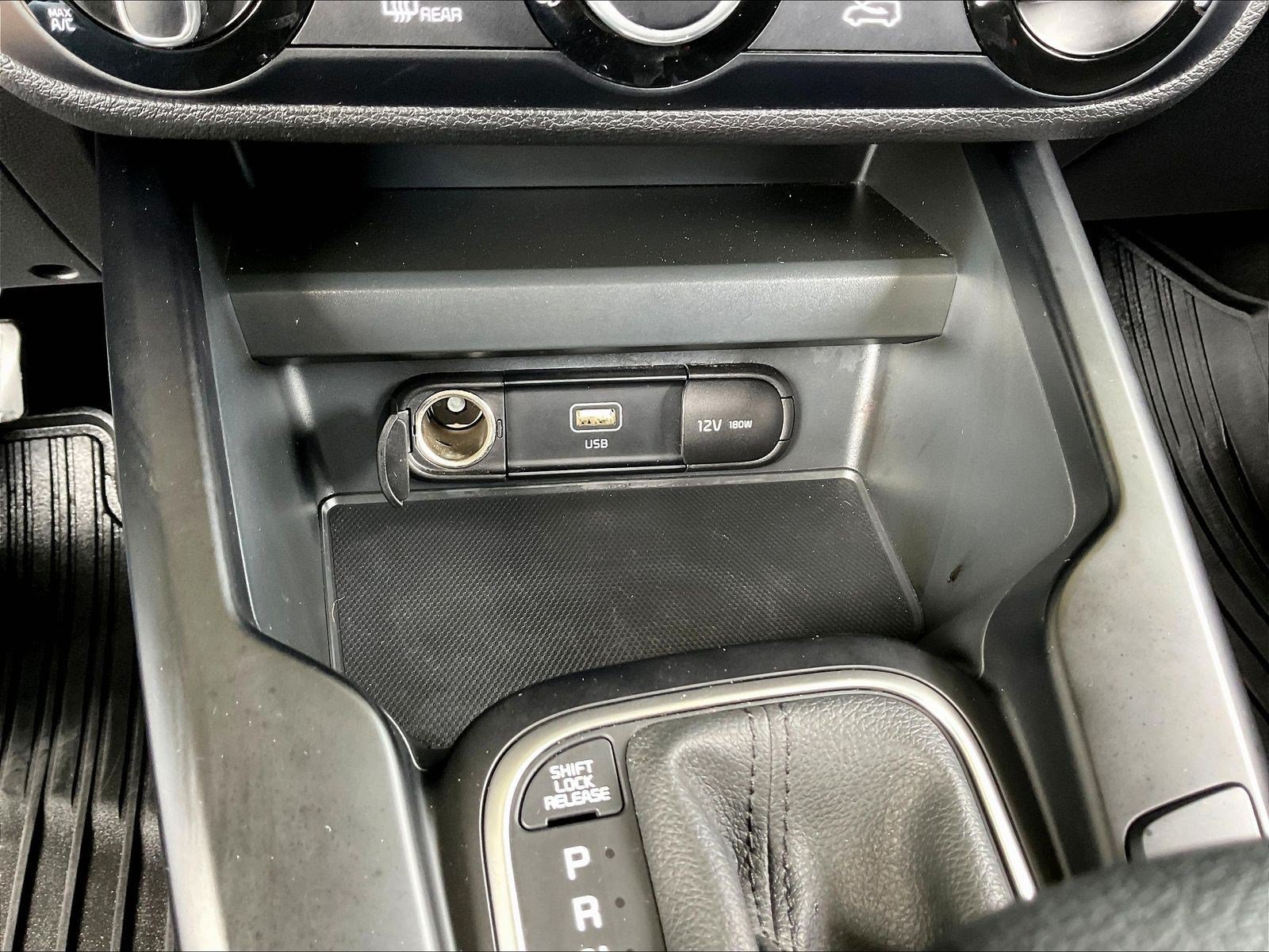 Used 2023 Kia Soul LX FWD image 14