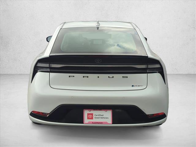 Used 2025 Toyota Prius Plug-In Hybrid image 7