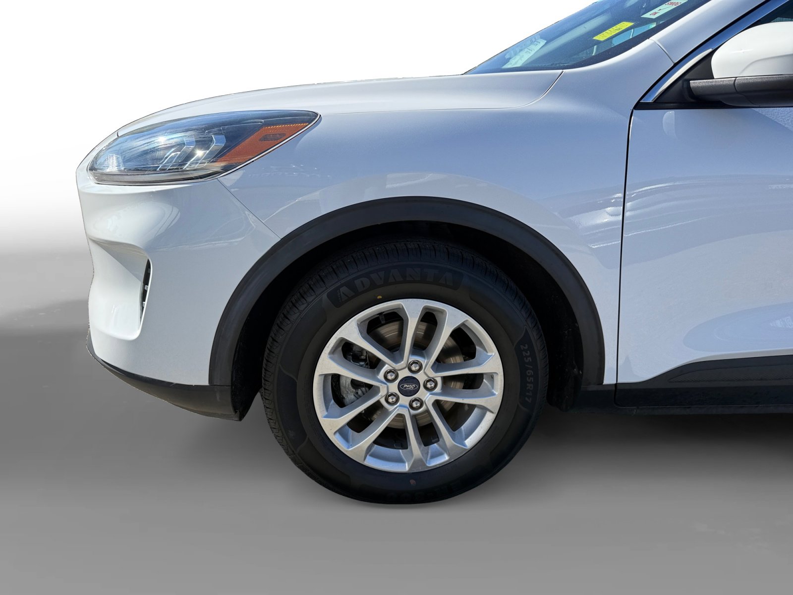 Used 2021 Ford Escape SE image 9