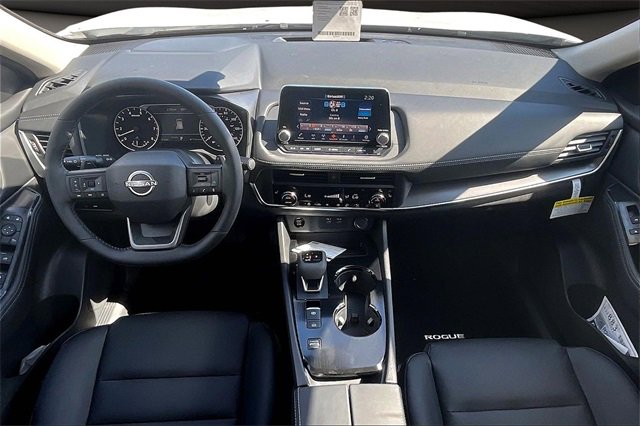 New 2026 Nissan Rogue SV image 5
