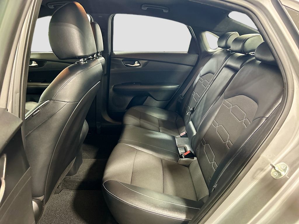 Used 2023 Kia Forte GT-Line w/ GT-Line Technology Package FWD image 21
