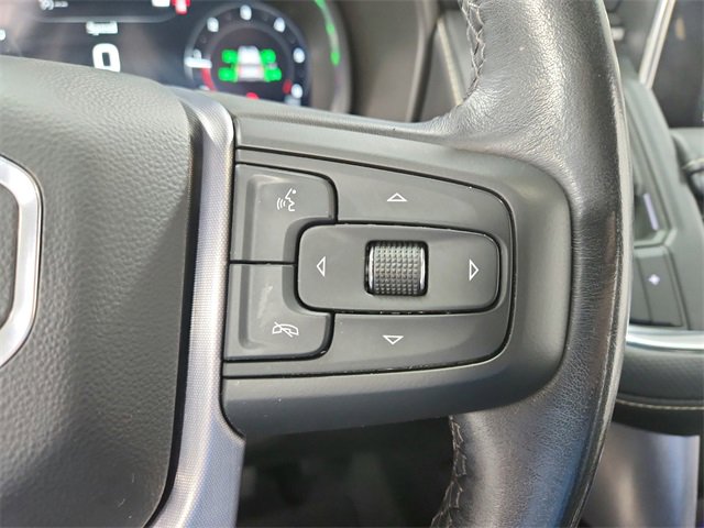 Used 2022 GMC Yukon XL SLT image 24