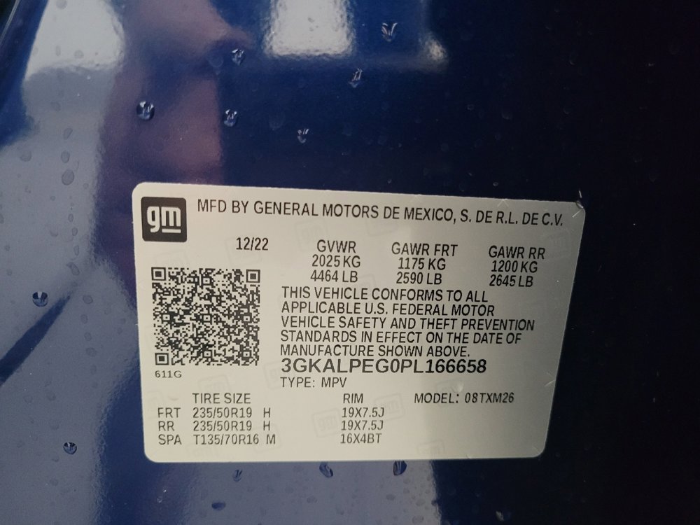 Used 2023 GMC Terrain SLT w/ Tech Package image 33