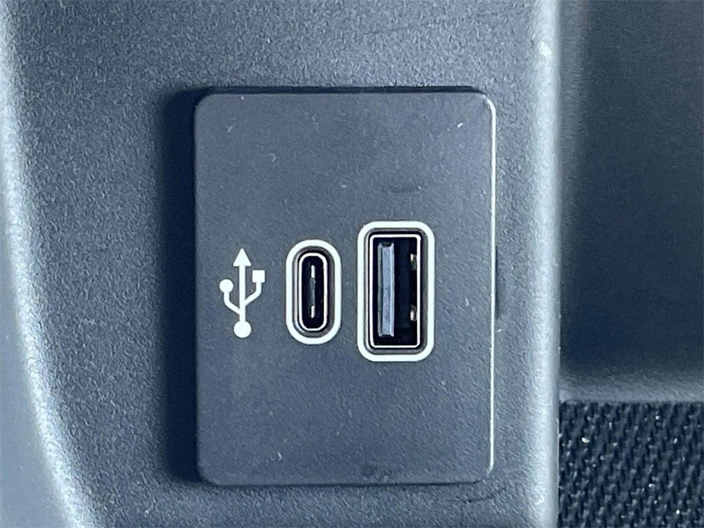 New 2025 Ford F150 Lightning Flash image 23