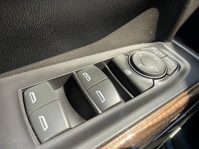 Used 2020 Chevrolet Silverado 1500 RST AWD/4WD image 16