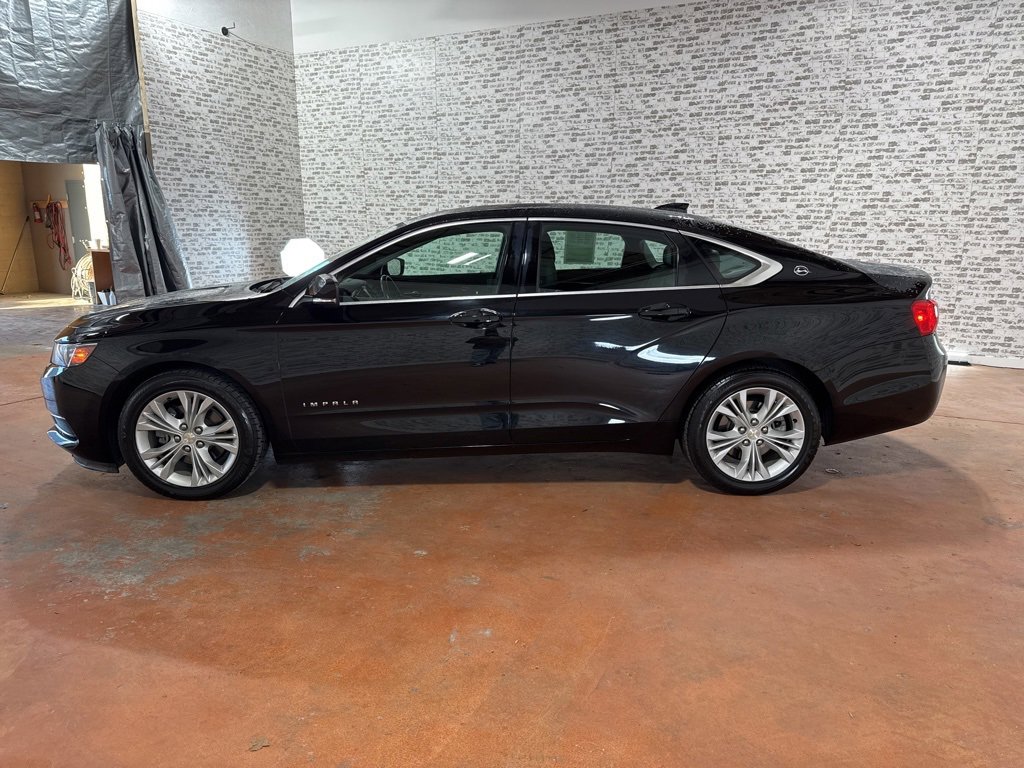 Used 2015 Chevrolet Impala LT w/ Convenience Package image 4