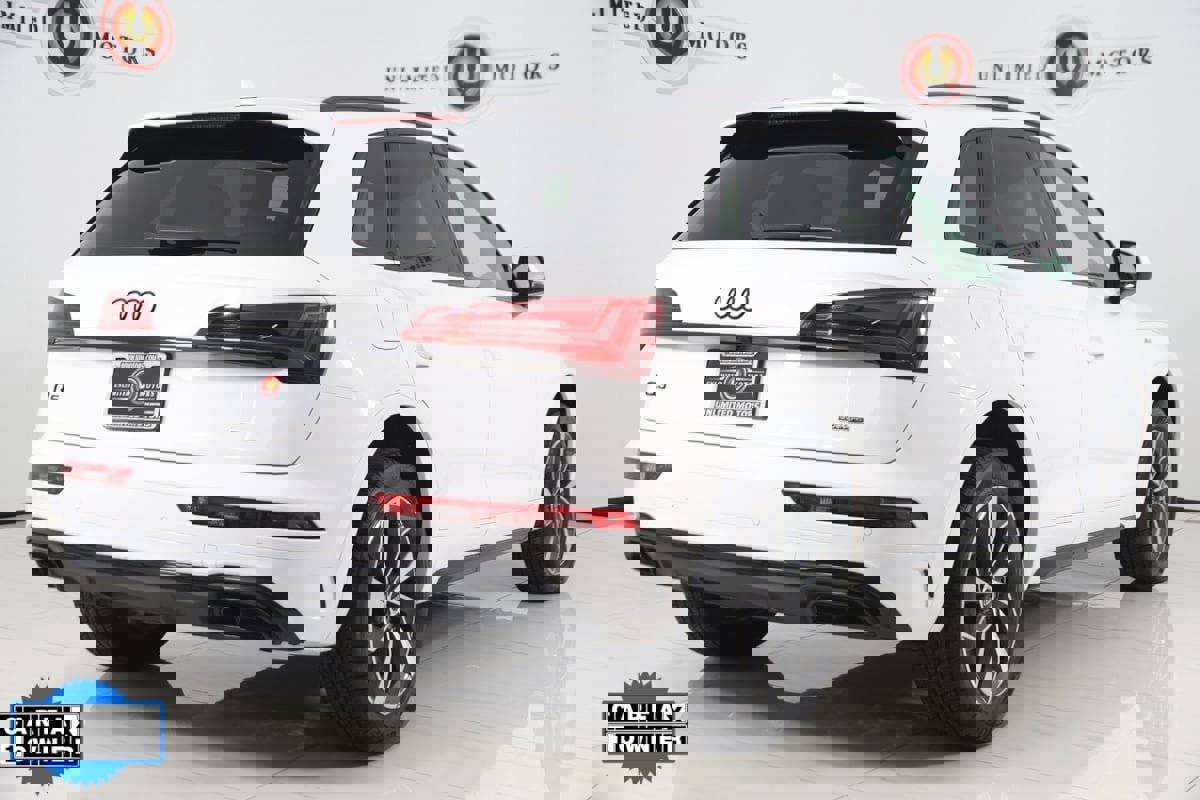 Used 2024 Audi Q5 2.0T Premium image 3