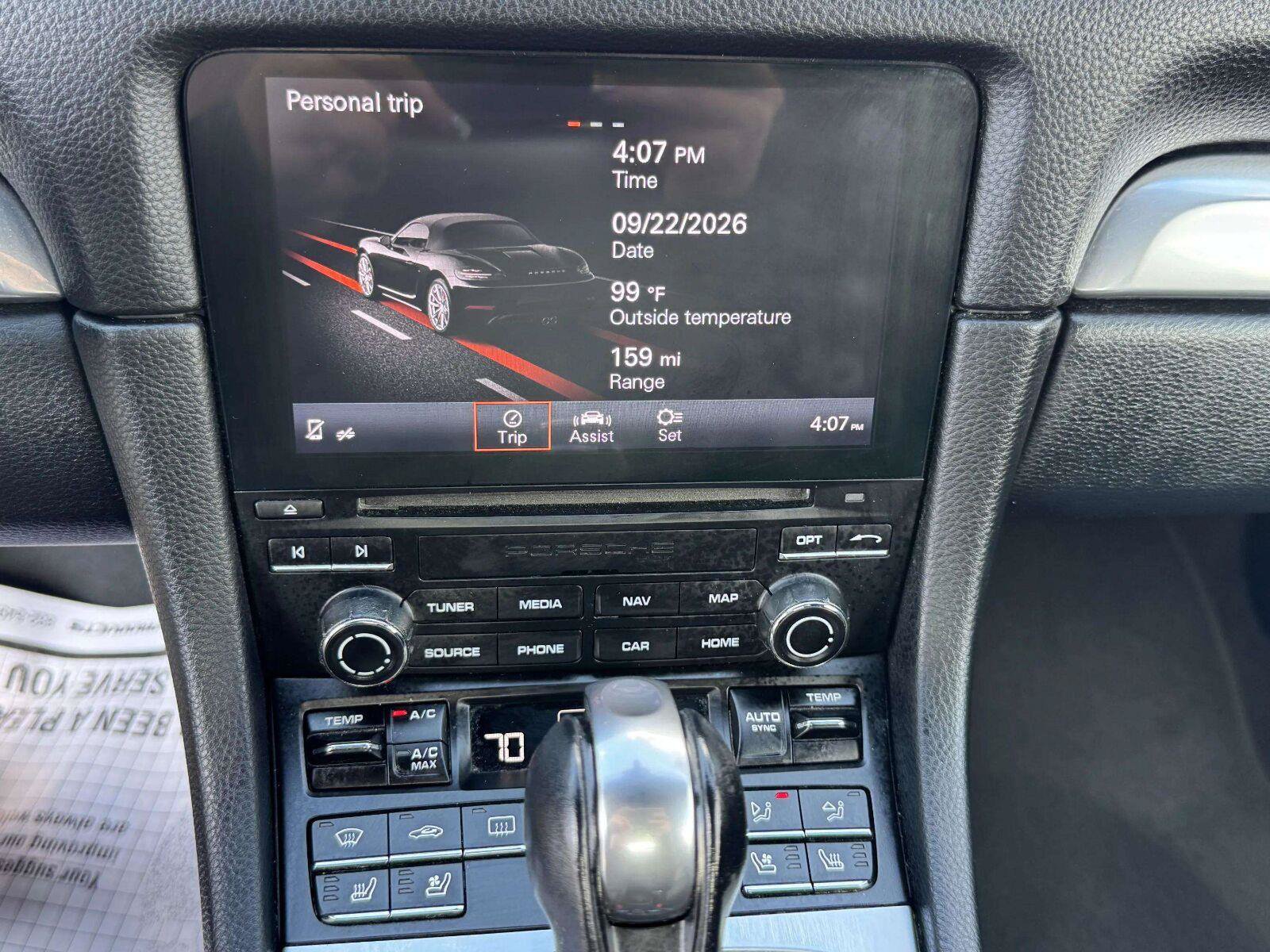 Used 2018 Porsche 718 Boxster RWD image 26