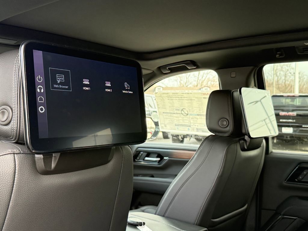 New 2026 GMC Yukon Denali w/ Denali Reserve Package image 18