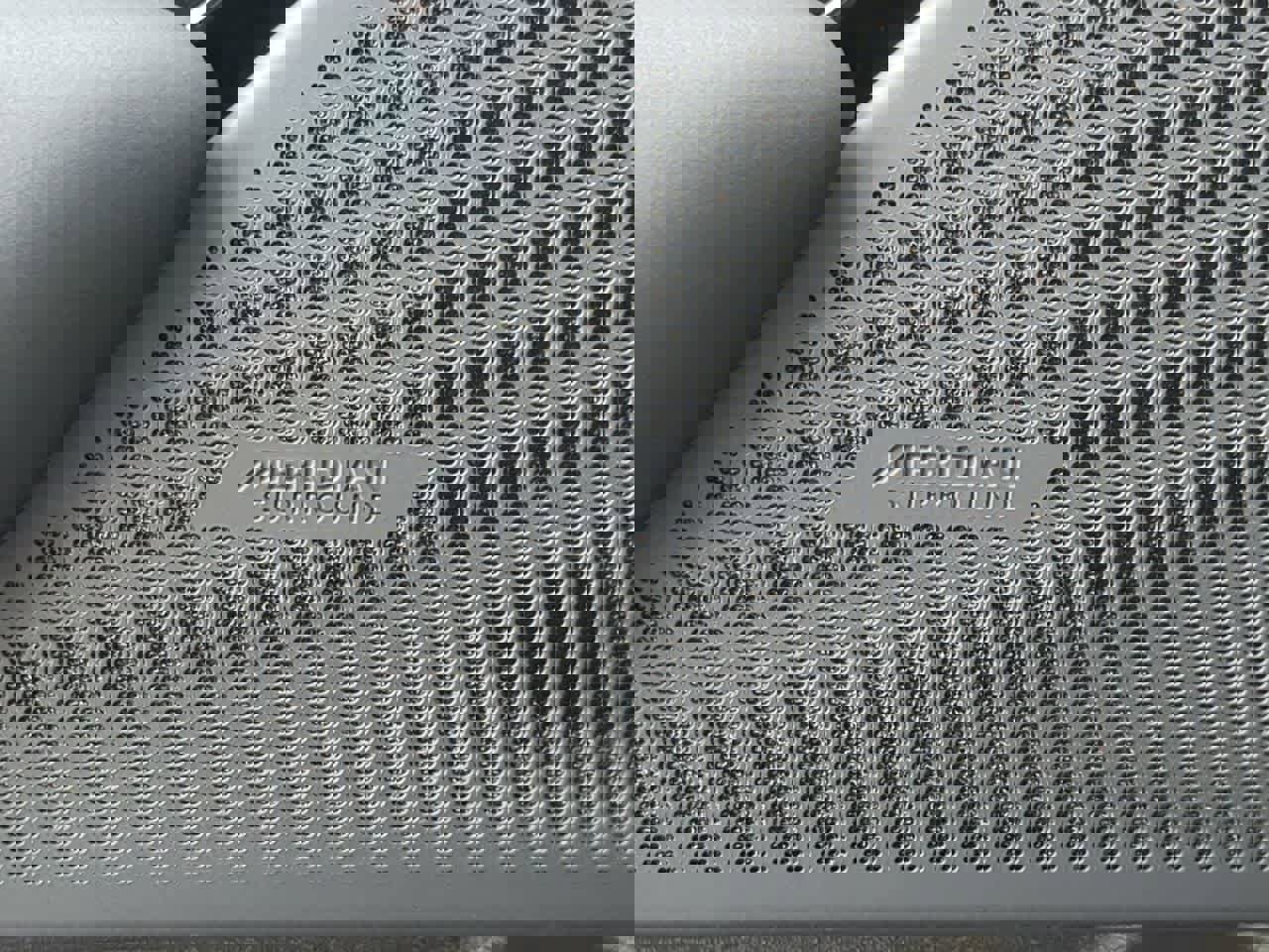 New 2026 Land Rover Range Rover Velar Dynamic SE image 33