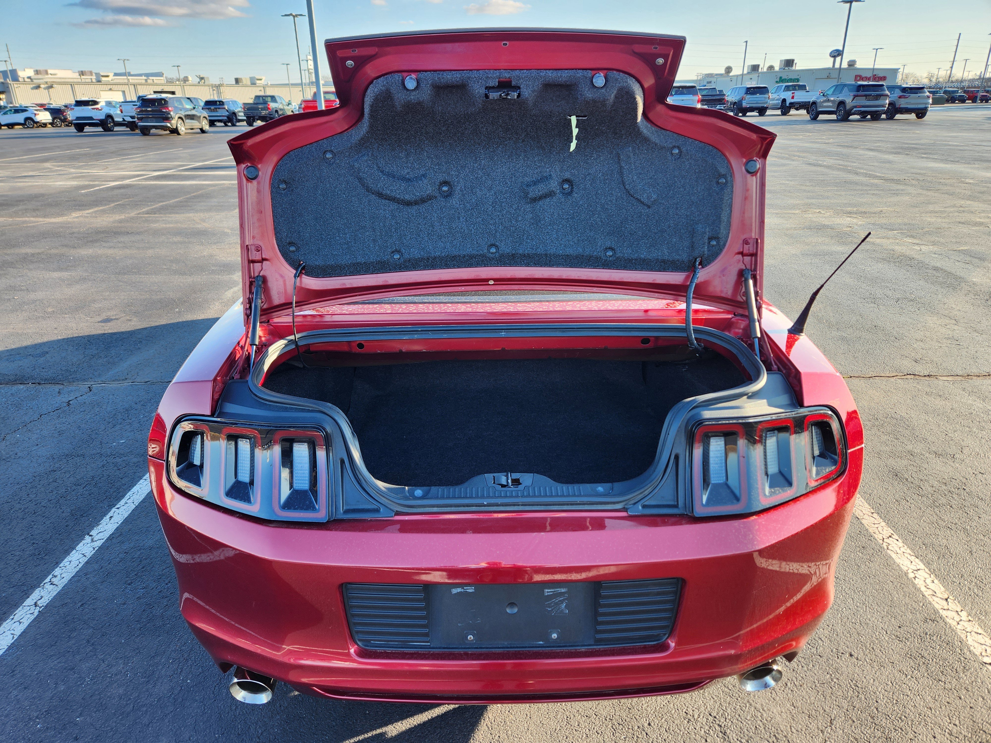 Used 2014 Ford Mustang Premium image 10