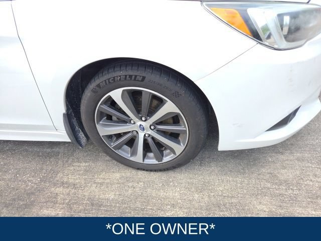 Used 2017 Subaru Legacy 3.6R Limited AWD/4WD image 3
