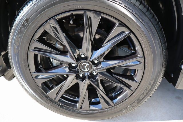 Used 2023 MAZDA CX-5 Carbon Edition image 40