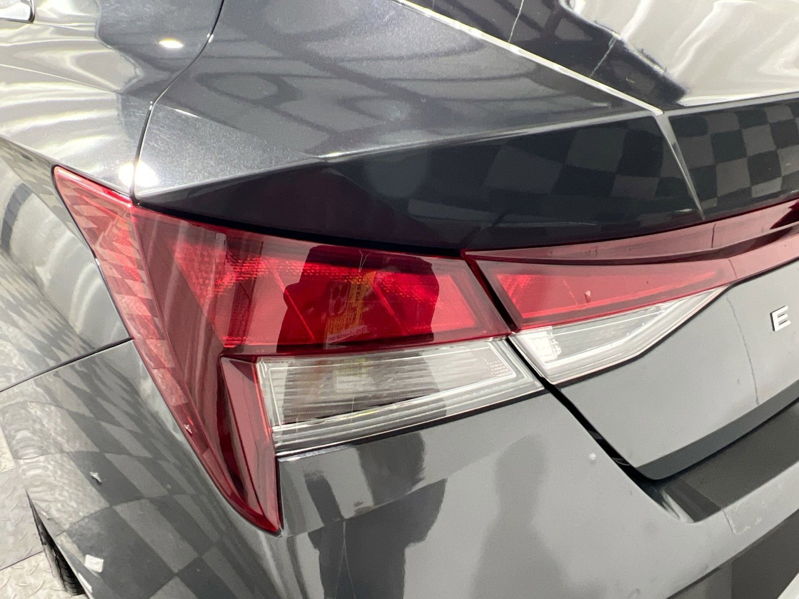 Used 2024 Hyundai Elantra SE image 16