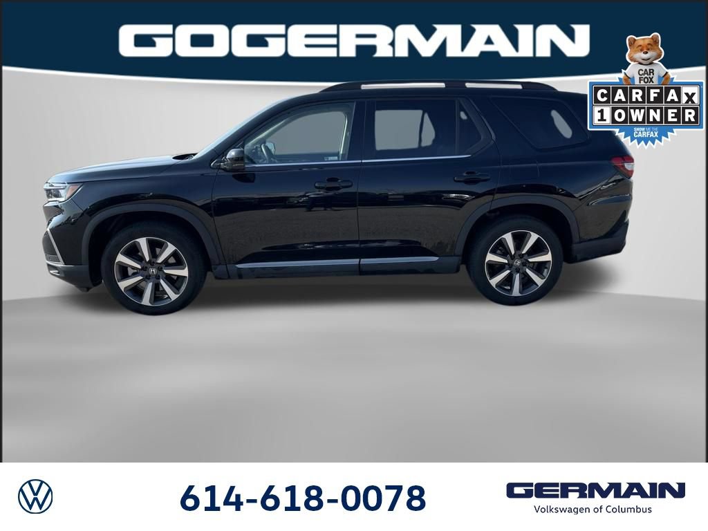 Used 2025 Honda Pilot Touring image 2