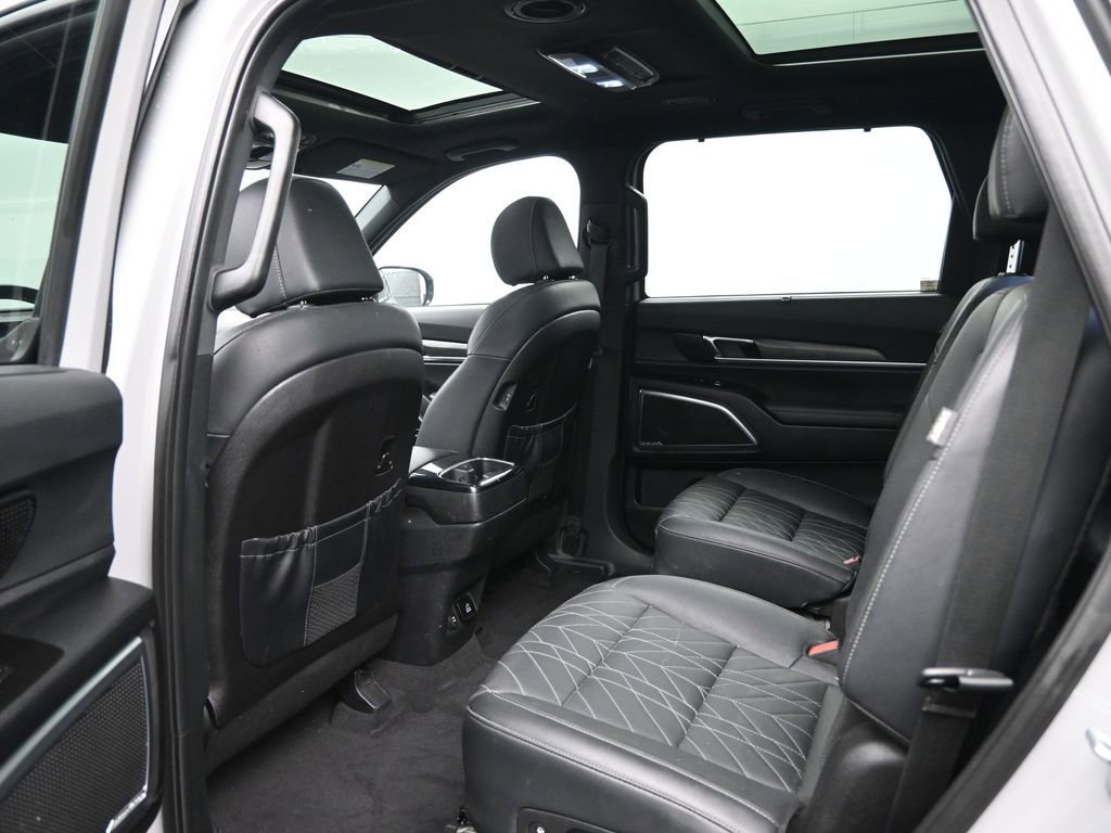 Used 2023 Kia Telluride SX Prestige X-Line image 27