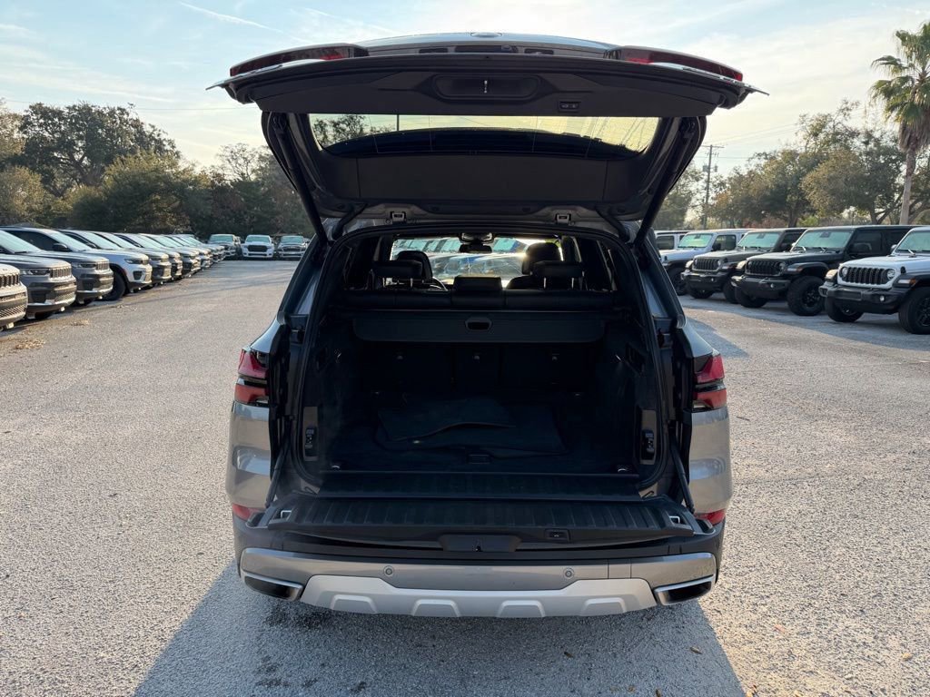 Used 2024 BMW X5 xDrive40i w/ Premium Package image 38