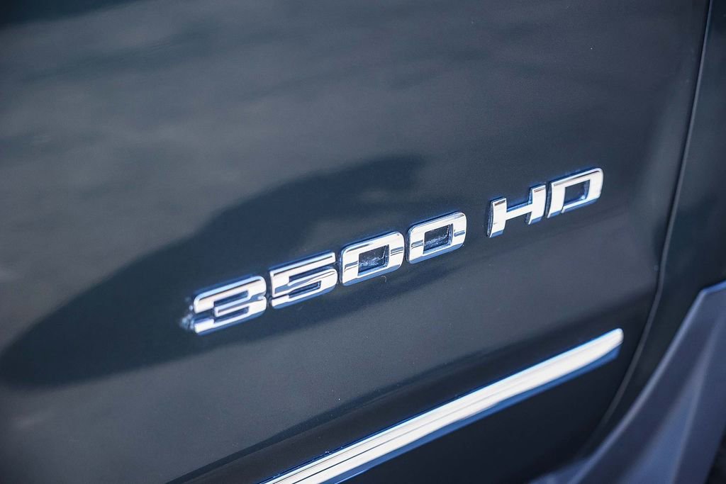 Used 2018 Chevrolet Silverado 3500 LTZ w/ Duramax Plus Package image 15