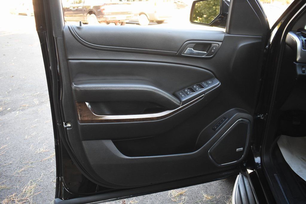 Used 2016 Chevrolet Tahoe LT w/ Luxury Package image 15