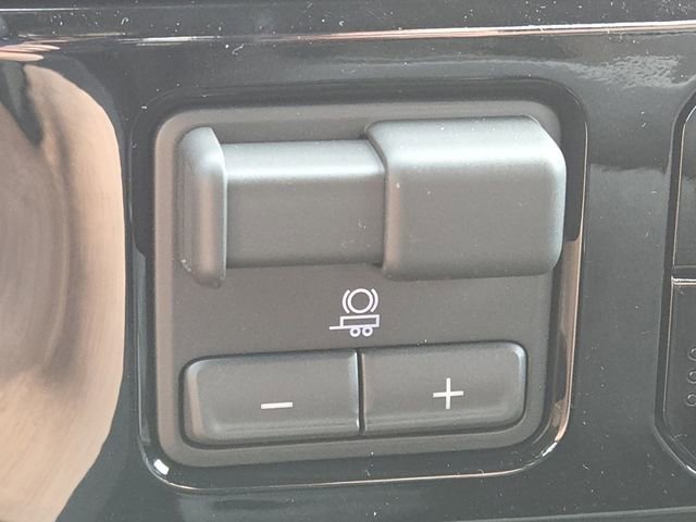 New 2026 GMC Sierra 1500 Elevation image 7