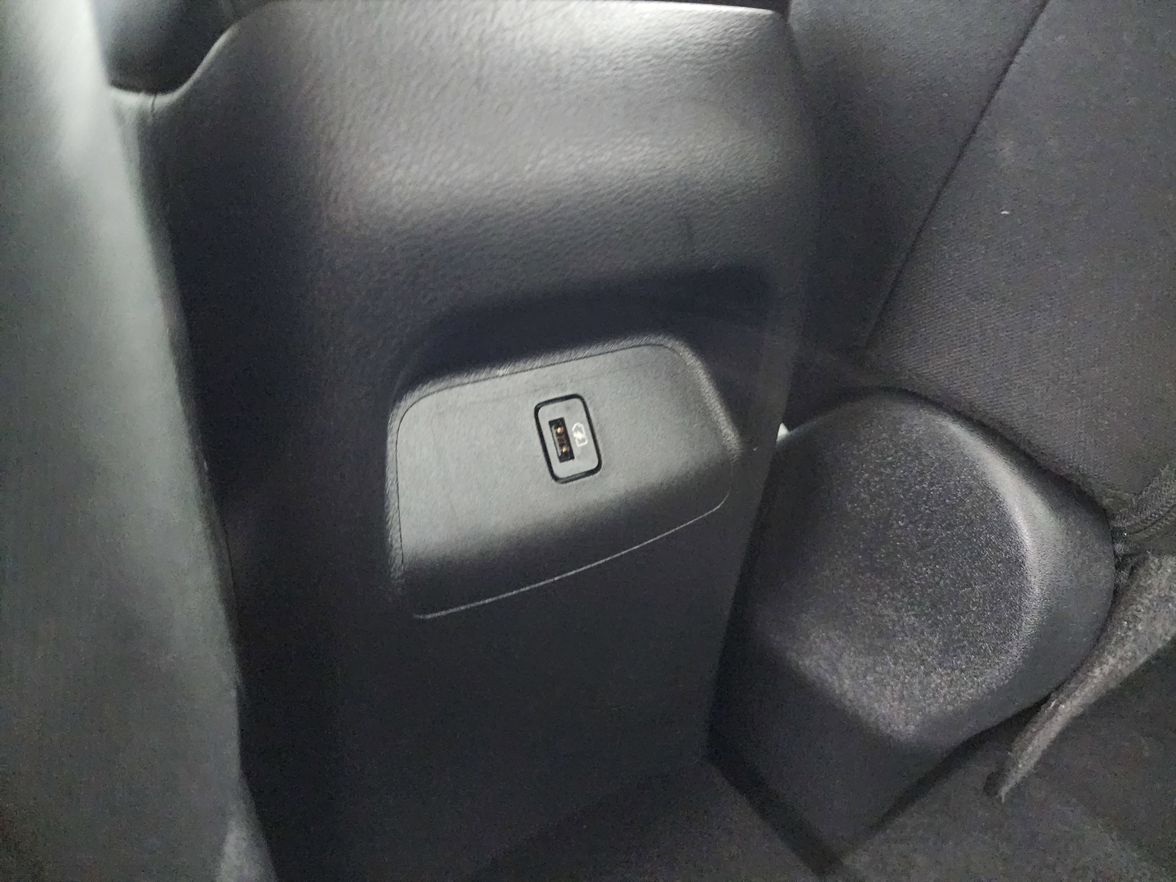 Used 2023 Nissan Sentra SV FWD image 33