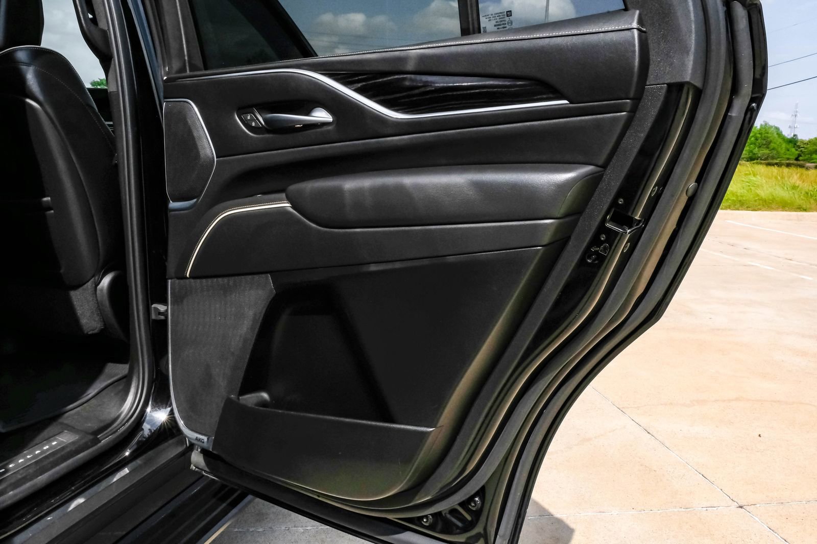 Used 2021 Cadillac Escalade Sport w/ Driver Assist Tech Package image 64