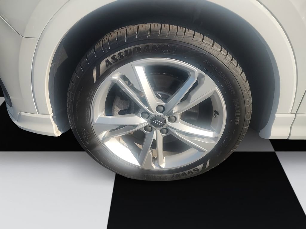 Used 2019 Audi Q3 2.0T Premium Plus w/ Premium Plus Package image 14