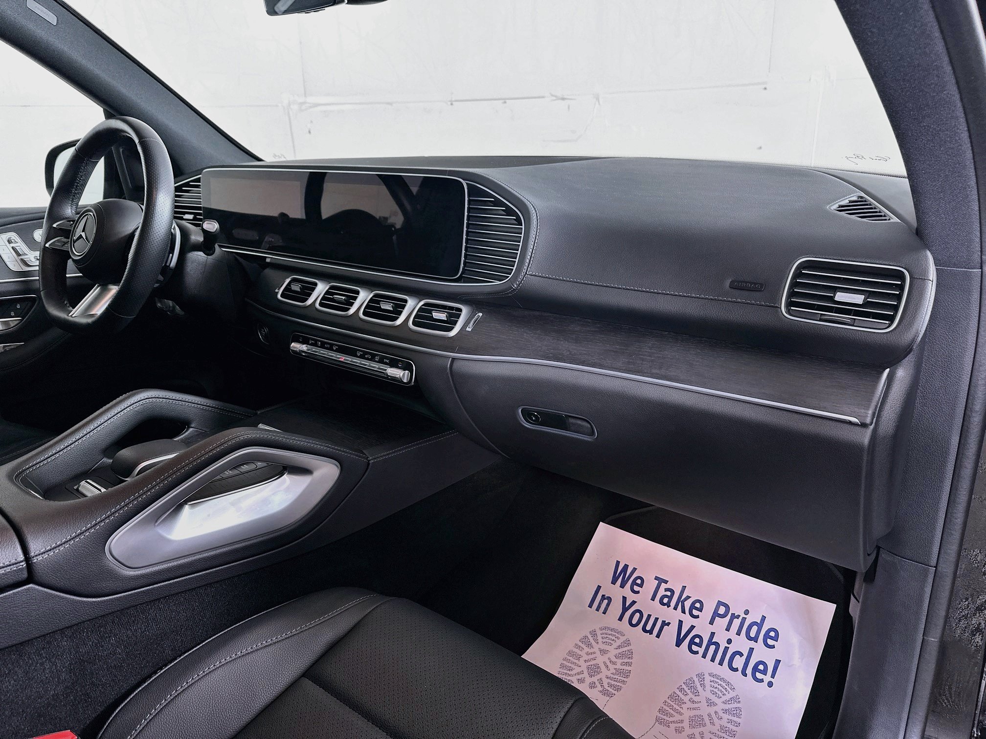 Certified 2025 Mercedes-Benz GLS 450 4MATIC image 32