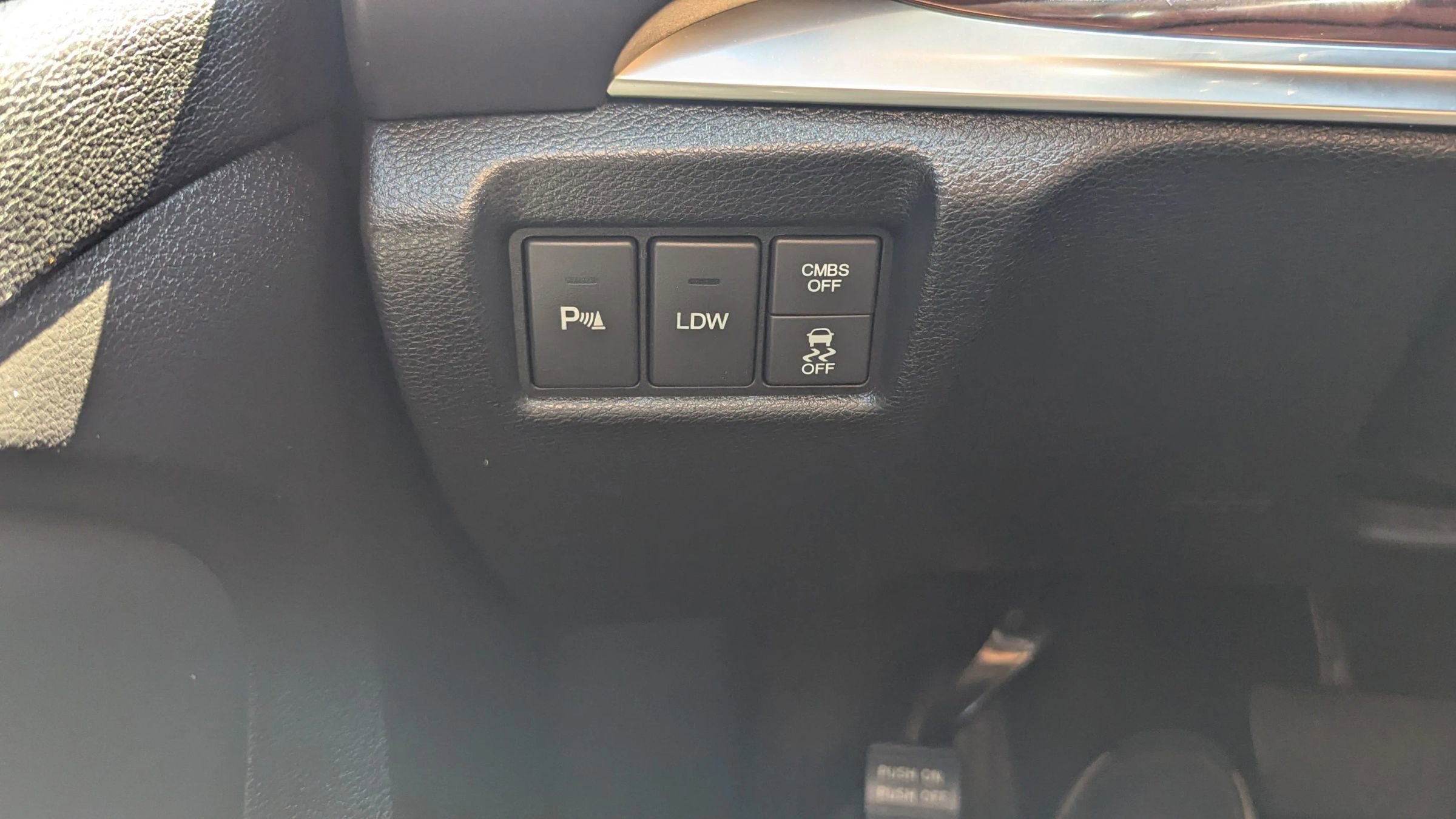 Used 2015 Acura MDX FWD w/ Advance & Entertainment image 25