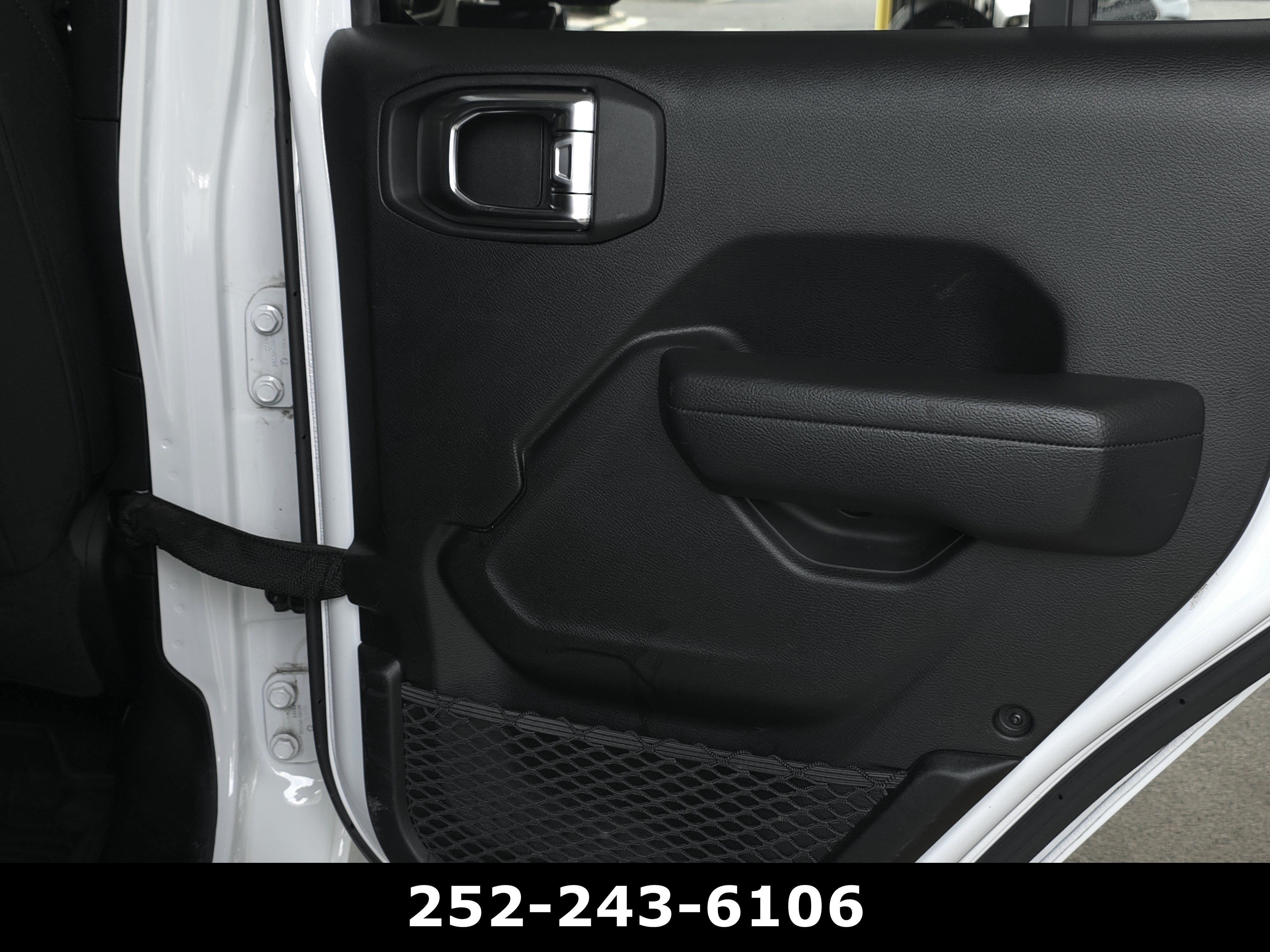 Used 2023 Jeep Wrangler Unlimited Sport AWD/4WD image 32