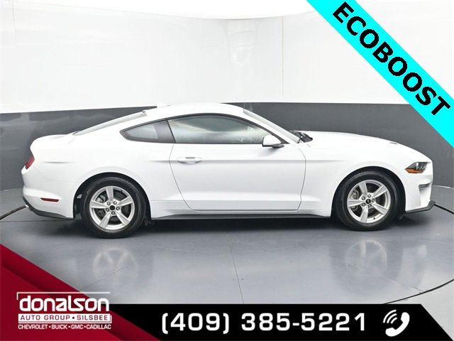 Used 2021 Ford Mustang EcoBoost image 2