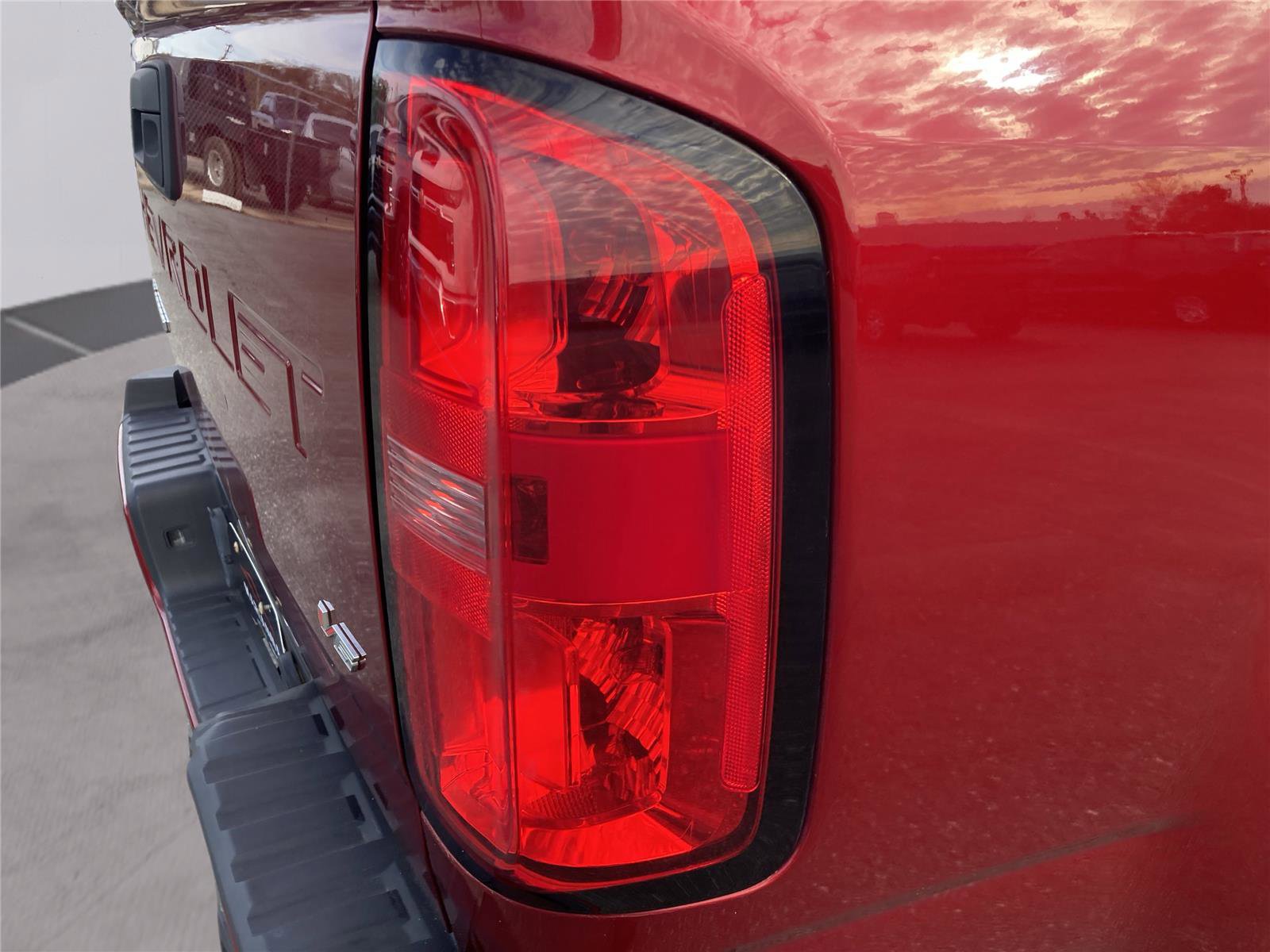 Used 2021 Chevrolet Colorado LT w/ LT Convenience Package image 32