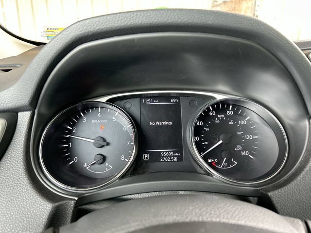 Used 2016 Nissan Rogue S AWD/4WD image 11