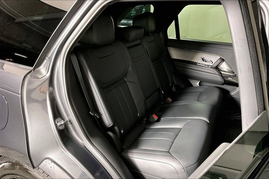 Used 2025 Land Rover Range Rover Sport Dynamic SE image 26