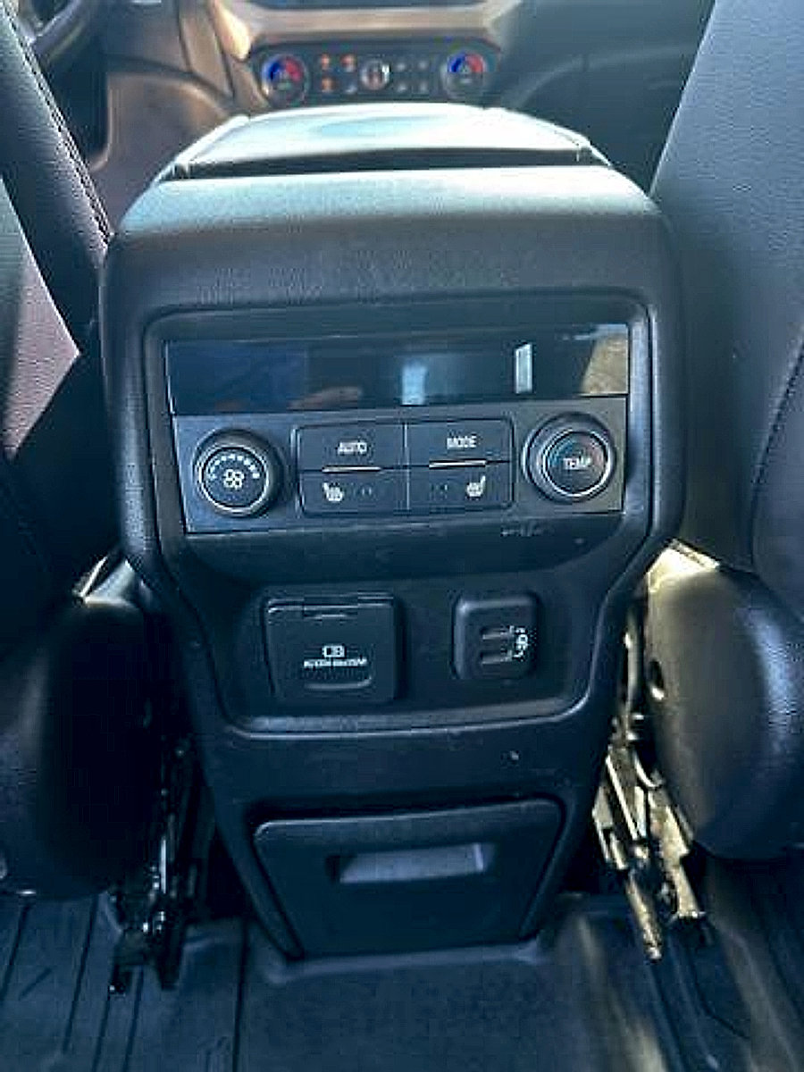 Used 2019 GMC Acadia Denali w/ Technology Package image 25