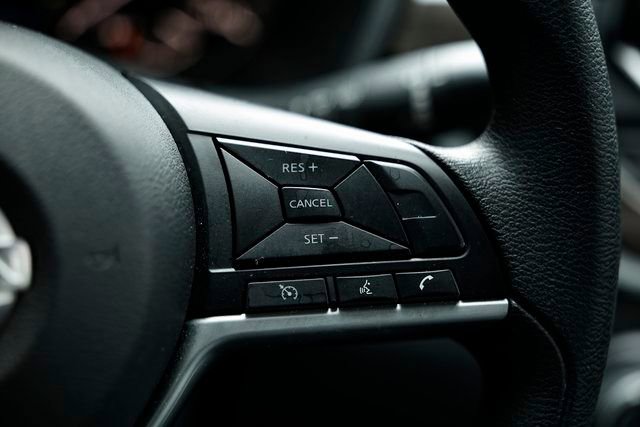 Used 2025 Nissan Altima 2.5 SV image 34