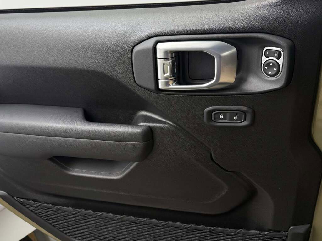 New 2026 Jeep Gladiator Sport image 24