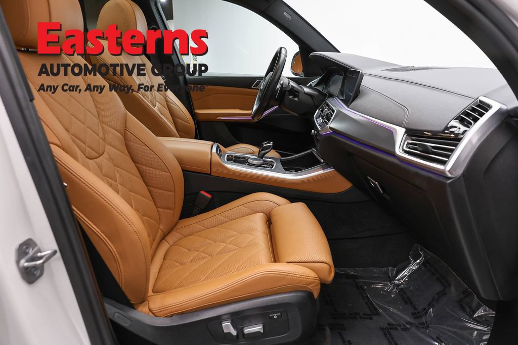 Used 2023 BMW X5 xDrive40i w/ M Sport Package AWD/4WD image 26