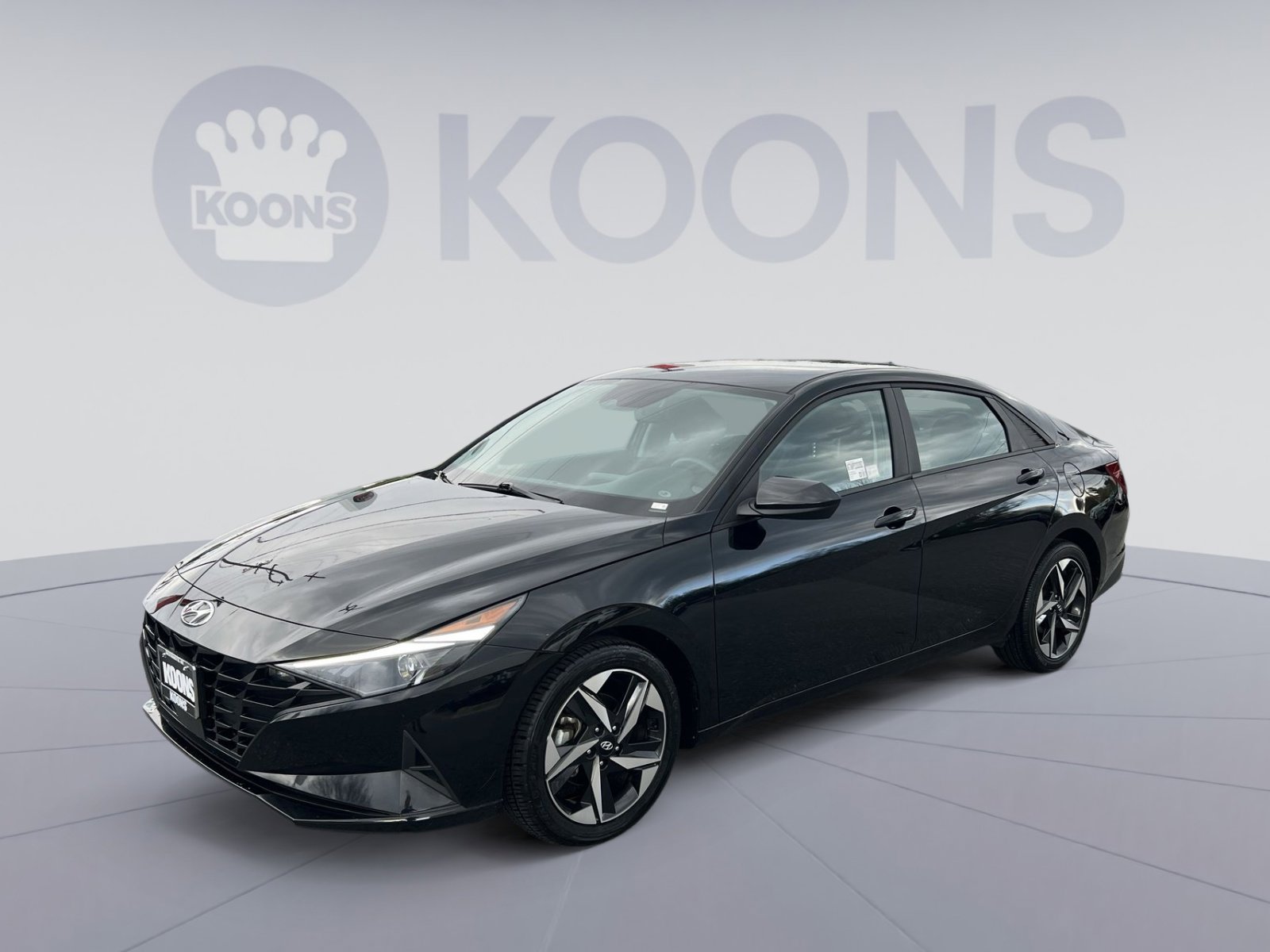 Used 2023 Hyundai Elantra SEL w/ Convenience Package image 1