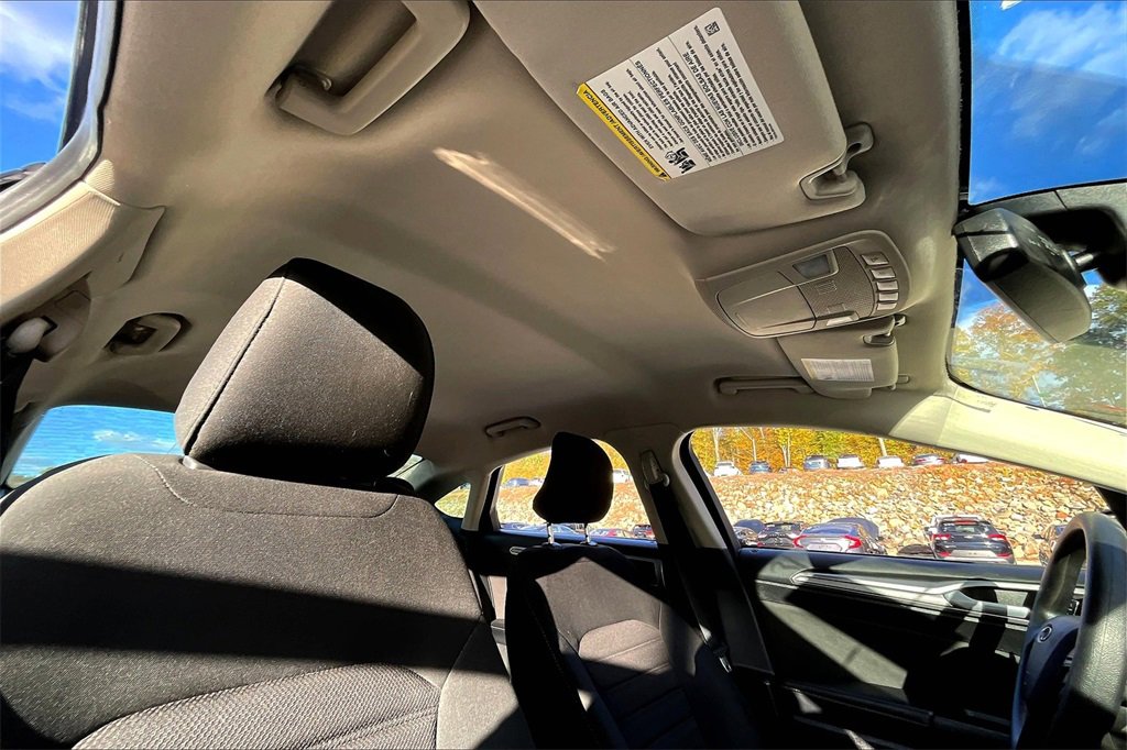 Used 2019 Ford Fusion SE image 20