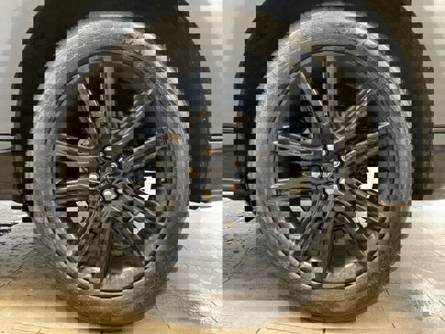 Used 2020 Ford Edge ST-Line image 25