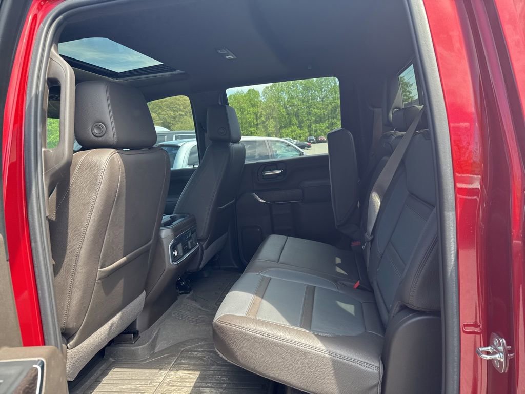 Used 2022 GMC Sierra 3500 Denali w/ Denali Ultimate Package AWD/4WD image 12