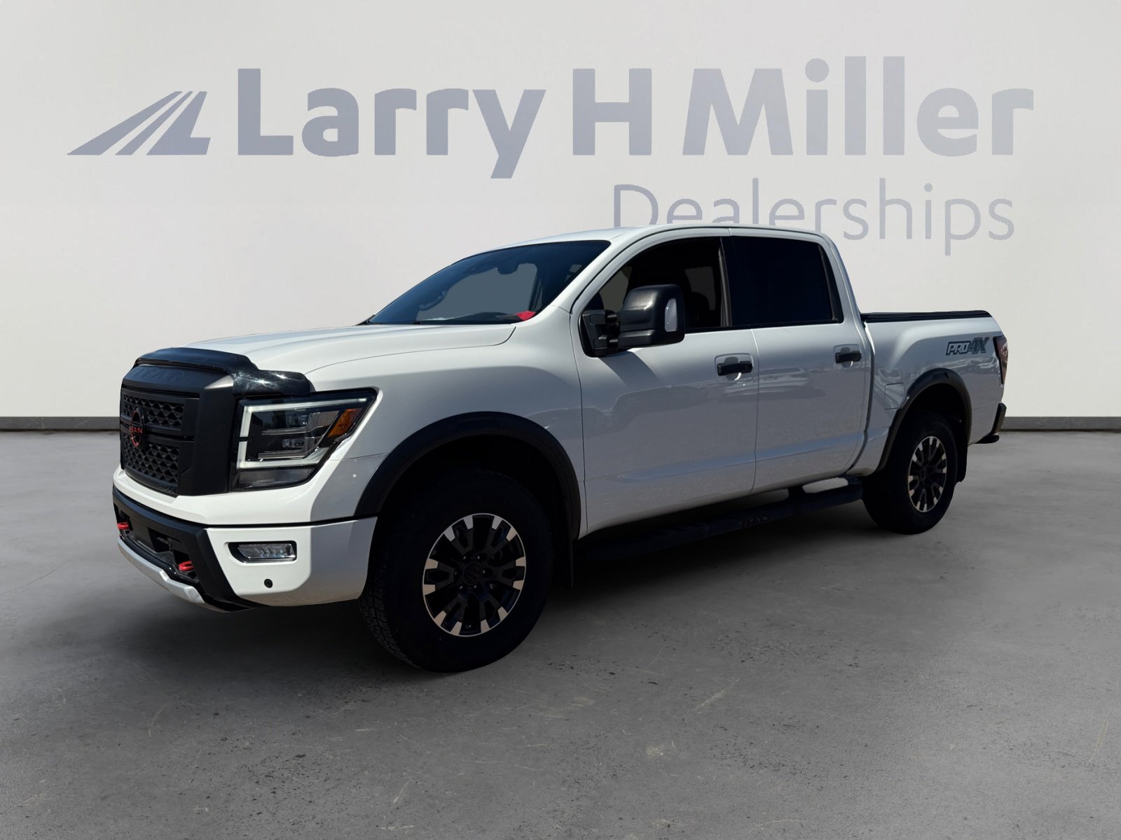 Used 2023 Nissan Titan PRO-4X w/ Pro-4x Convenience Package