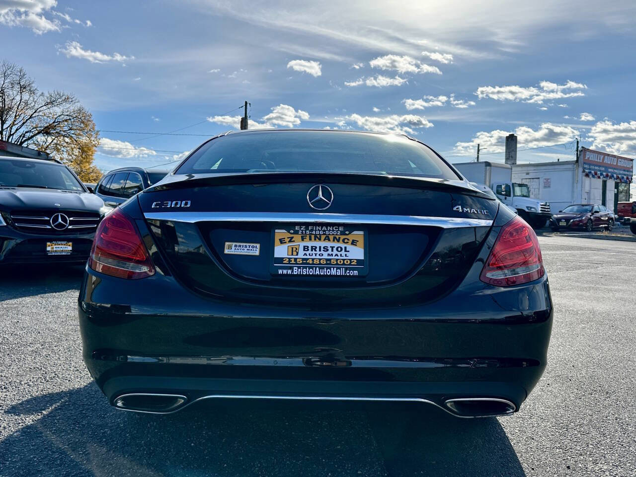Used 2016 Mercedes-Benz C 300 4MATIC Sedan image 4