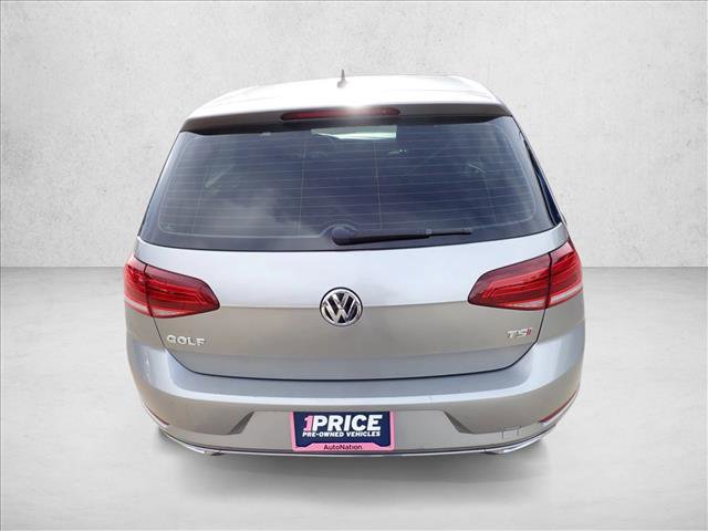 Used 2018 Volkswagen Golf S image 3