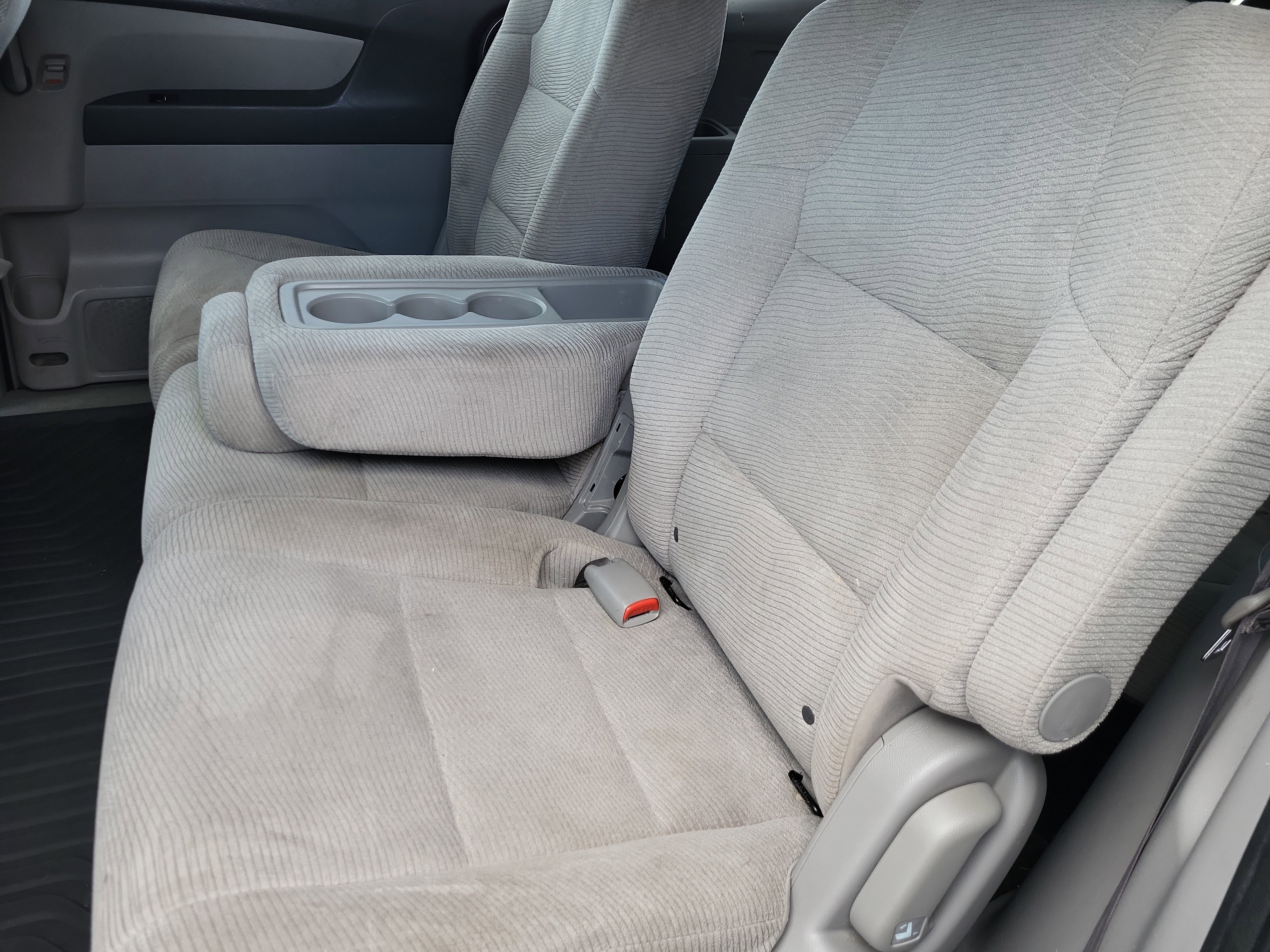 Used 2012 Honda Odyssey EX image 19