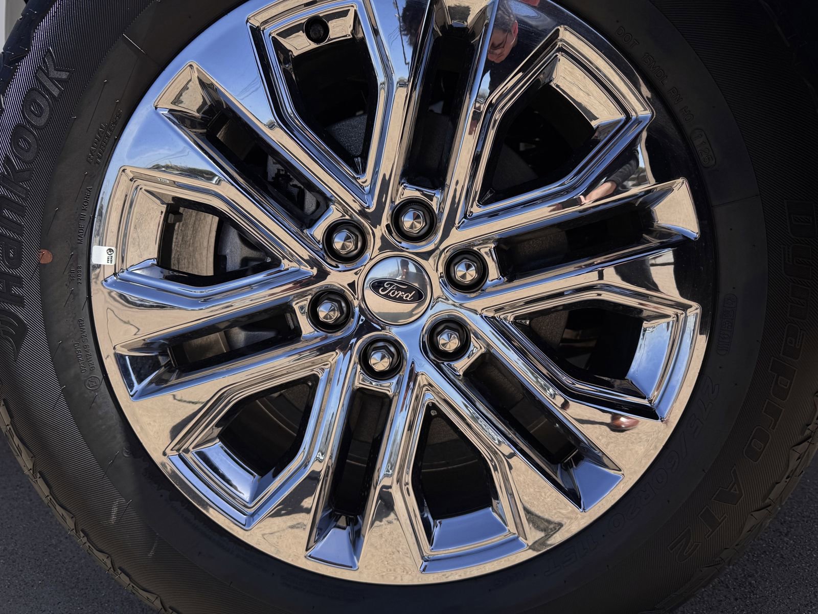 Used 2025 Ford F150 Lariat w/ Equipment Group 501A Mid image 10