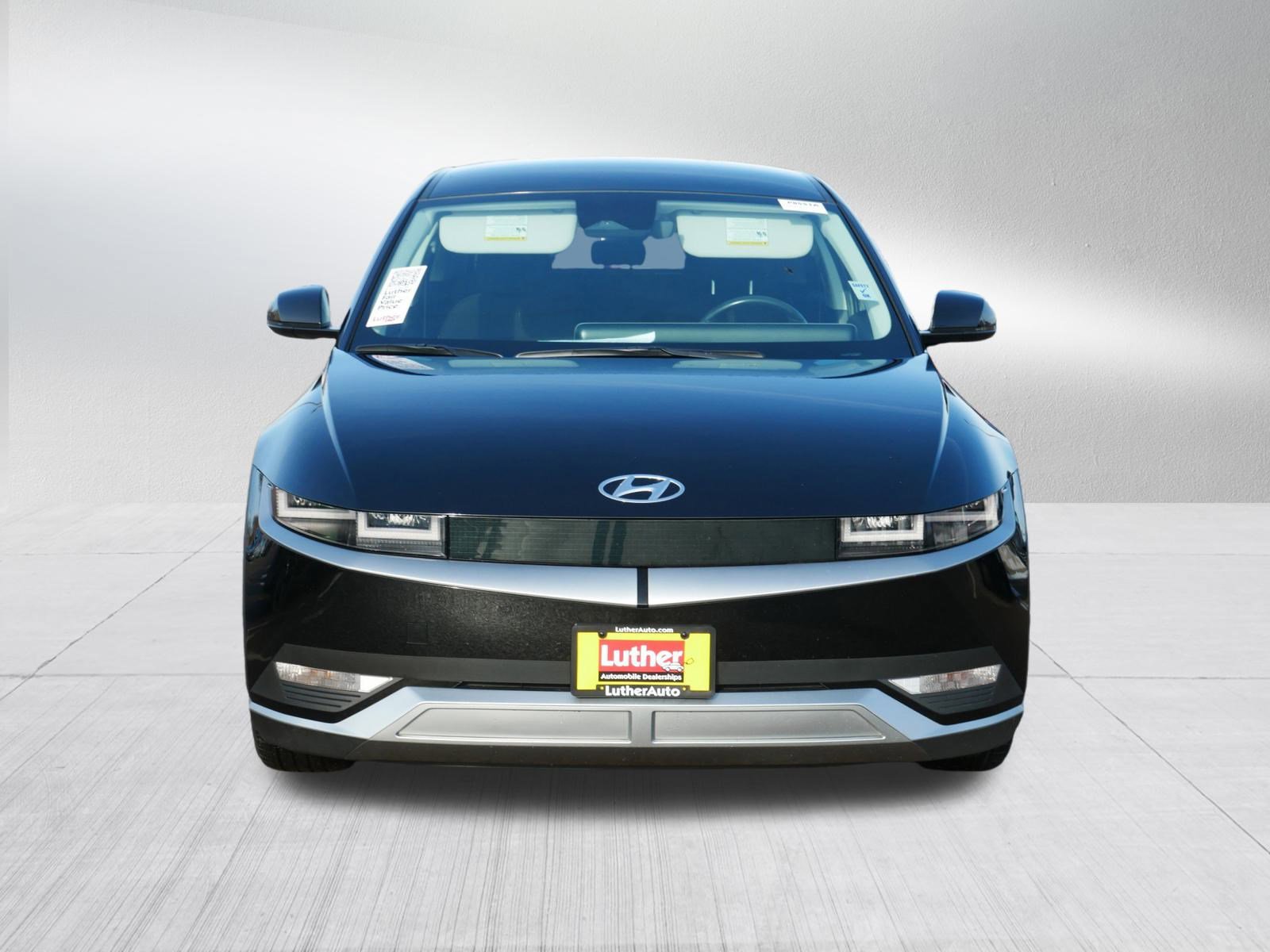 Used 2023 Hyundai Ioniq 5 SE image 2