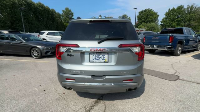Used 2023 GMC Acadia Denali w/ Denali Ultimate Package AWD/4WD image 7
